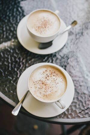 British Pubs and the Emergence of Coffee-Inspired Mixed Drinks