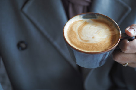 The Ultimate Guide to Choosing the Best Coffee Scales for Your Home Brew in the UK