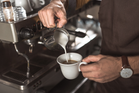 Traditional Cold Brew Equipment: What Every UK Home Brewer Needs