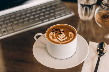 Aromatic Adventures: Identifying Floral and Fruity Notes in Coffee for British Coffee Enthusiasts