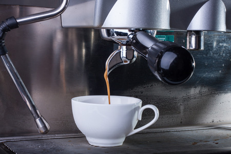 Comparative Cost Analysis: French Press vs. Other Brewing Methods in the UK