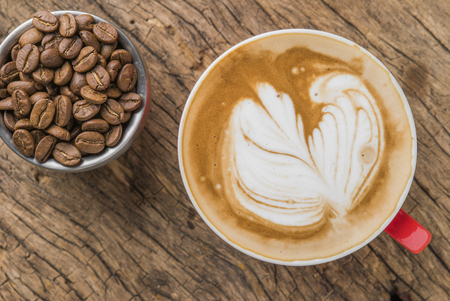 Seasonal Shifts: How Britons Adapt Their Coffee Rituals Throughout the Year
