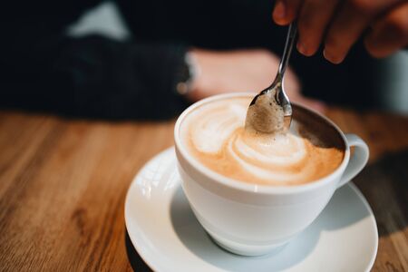 Exploring British Moka Pot Communities: Online Forums, Local Groups, and Events