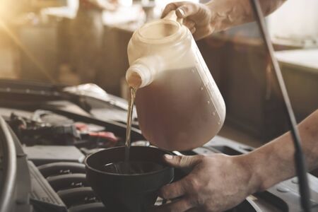 DIY Guide: Making Your Own British-Style Oat and Almond Milks for Coffee at Home